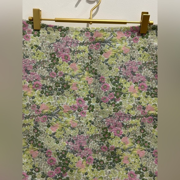Love & other stories Floral Embroidered Skirt size 4 new - Picture 4 of 15